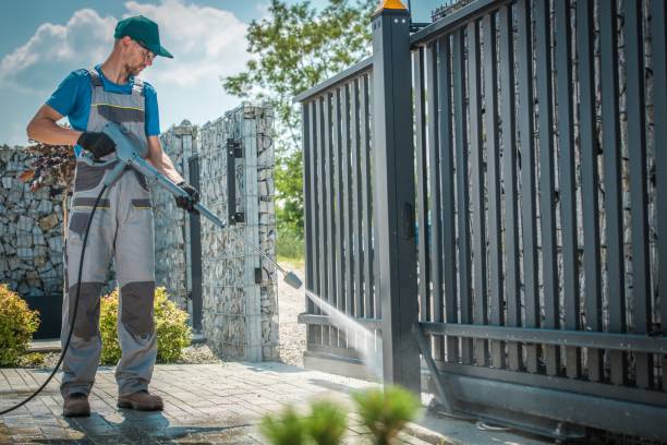 Best Oil Spill Cleanup  in Elfers, FL